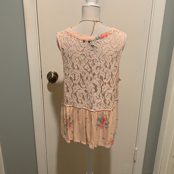 Cute and very sexy top - Picture 3 of 5